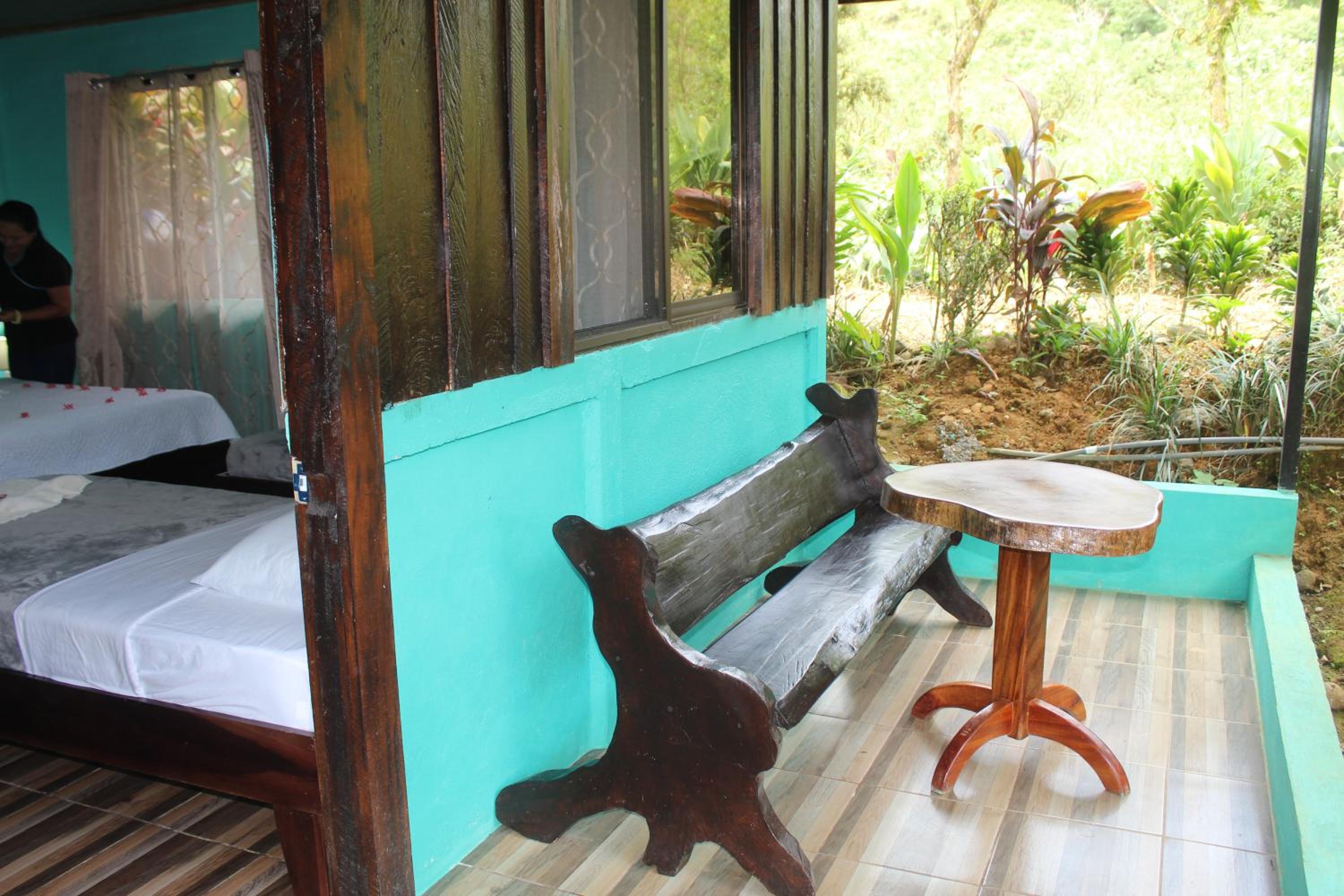 Posada Río Celeste La Amistad