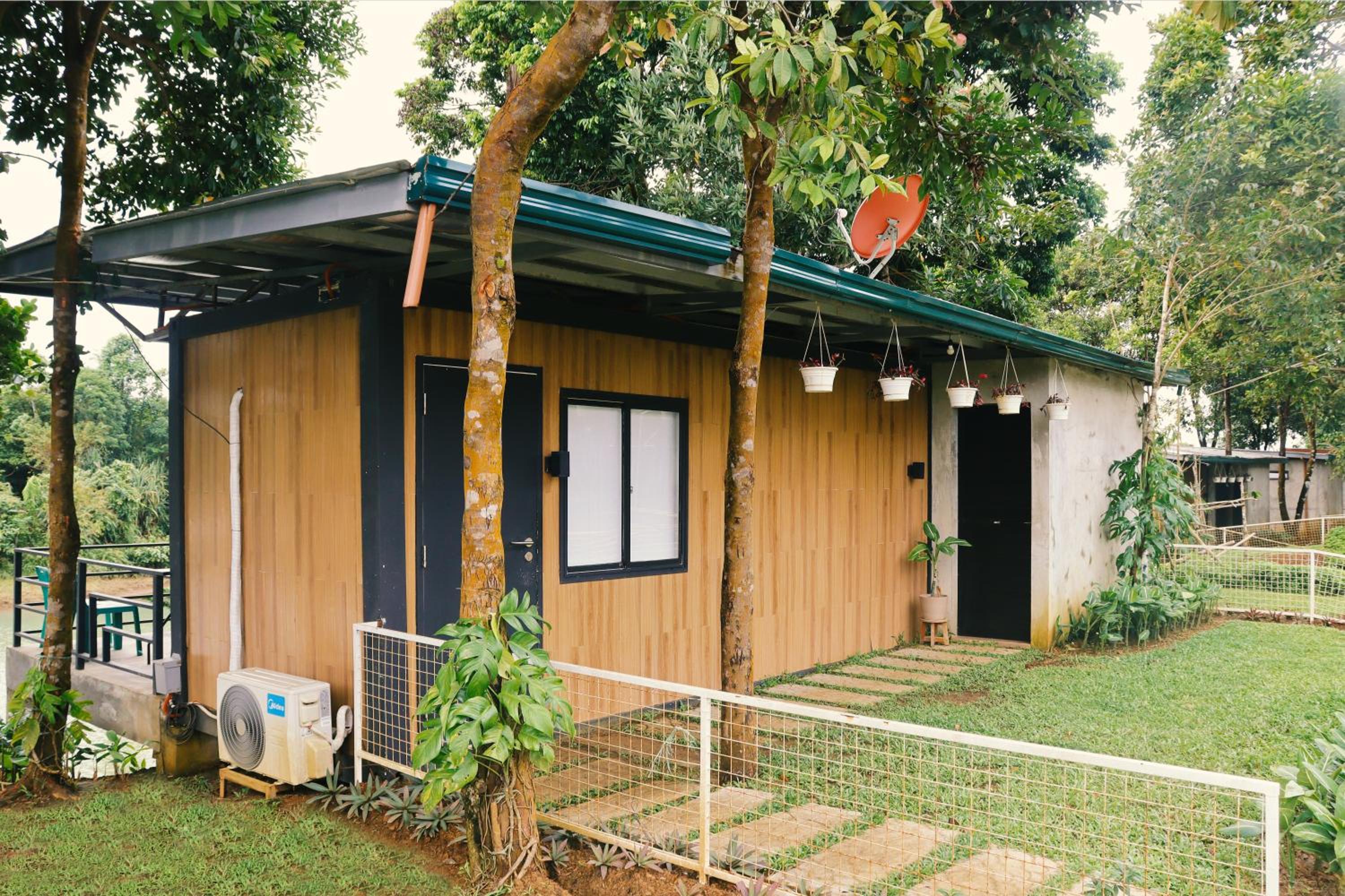 Caliraya Mountain Lake Resort