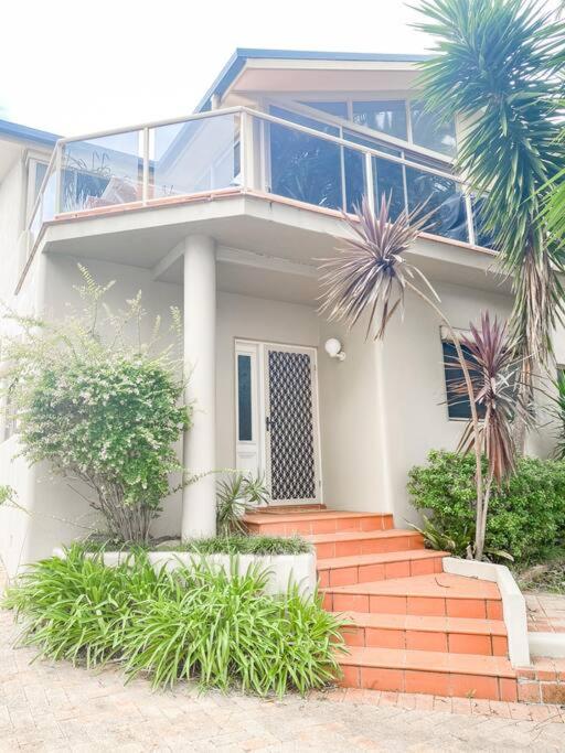 Exhale Terrigal, Stylish & Spacious, 150M to beach