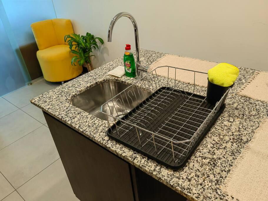 1102 Torre los Yoses Hermoso Apartamento en Barrio Escalante SIN Parqueo