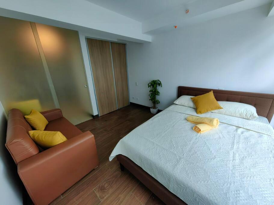1102 Torre los Yoses Hermoso Apartamento en Barrio Escalante SIN Parqueo