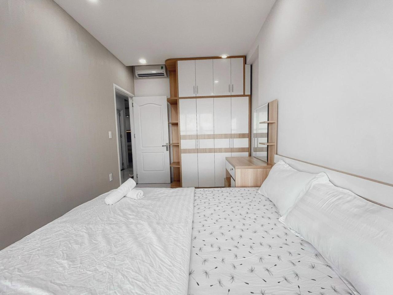 SUNRISE CITY Apartment 3 Bedrooms 2 Wc- Dau Dau HOMES — photo 4