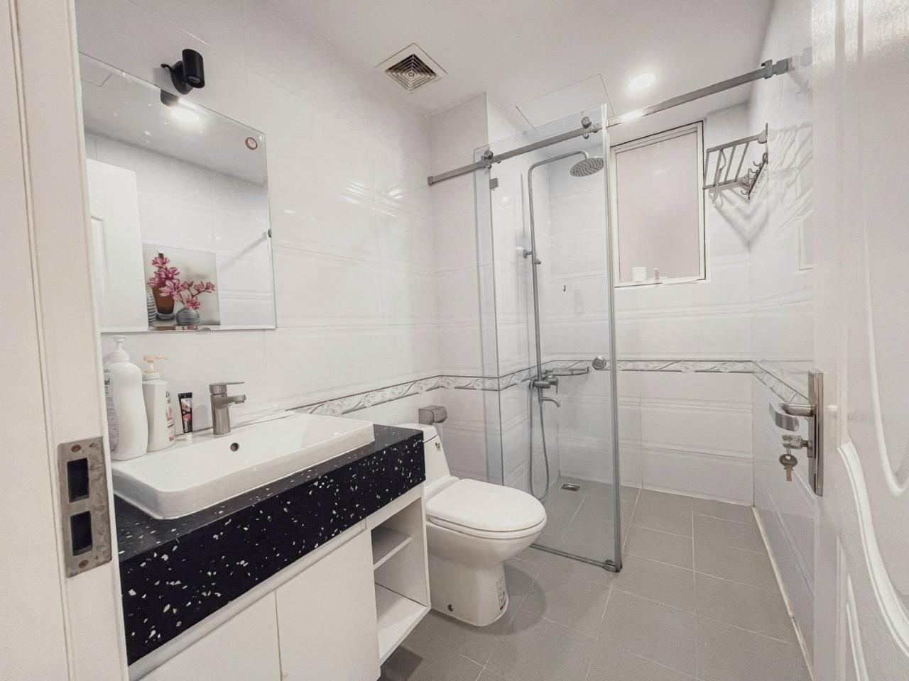 SUNRISE CITY Apartment 3 Bedrooms 2 Wc- Dau Dau HOMES — photo 5