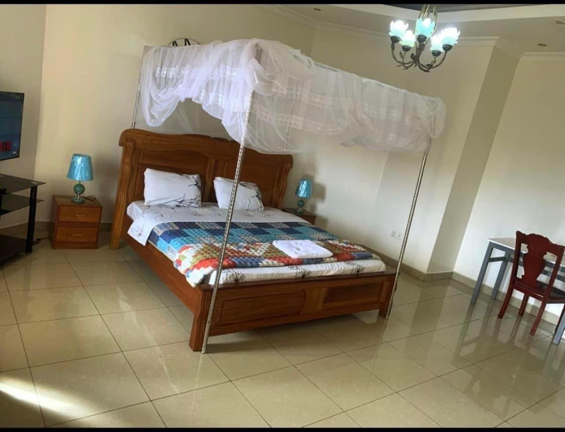 GACURIRO HOMEs