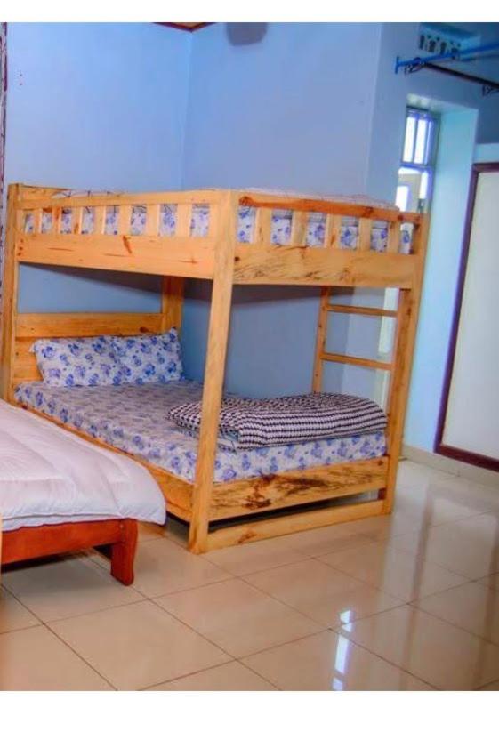 GACURIRO HOMEs