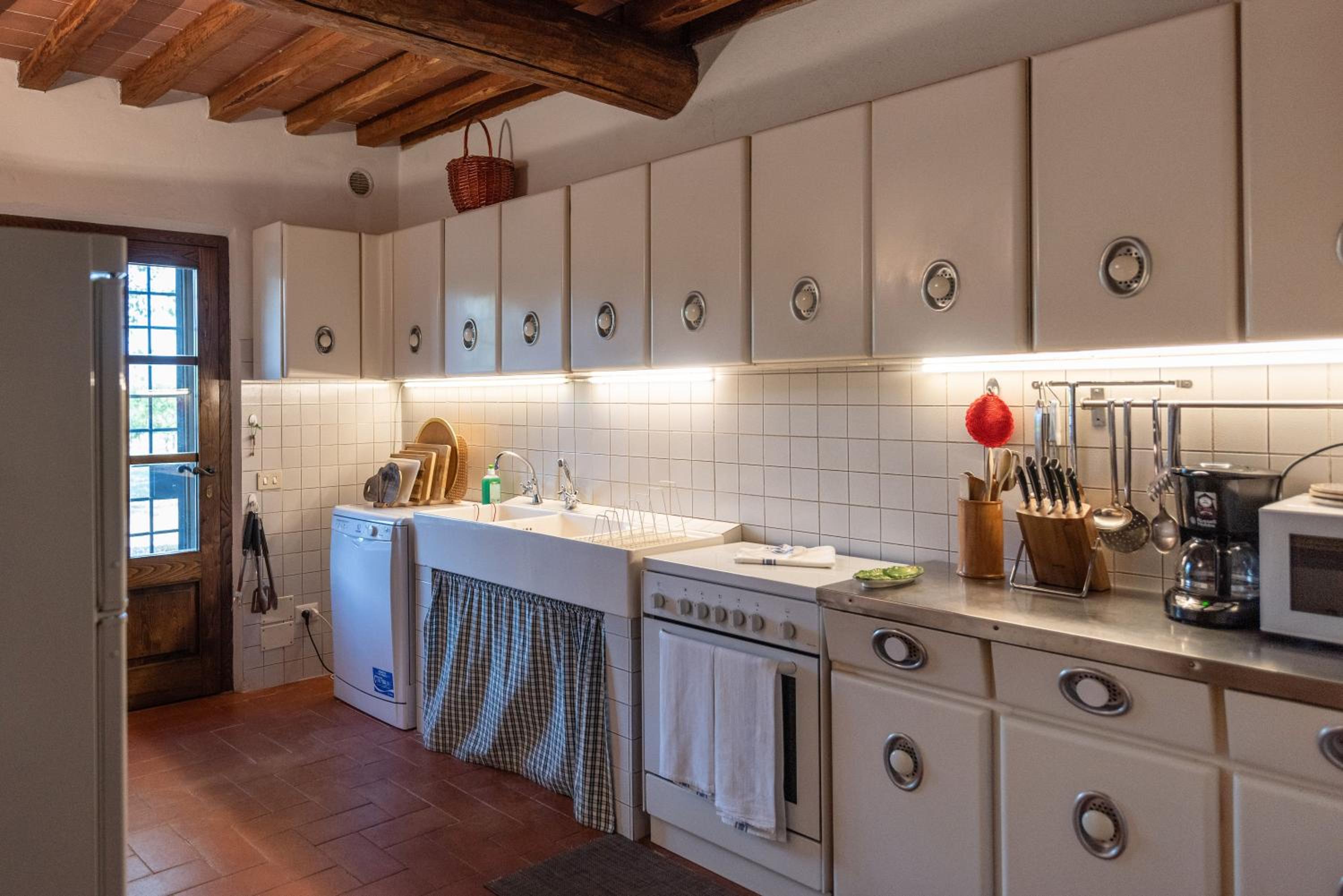 Capanna en Siena — kitchen