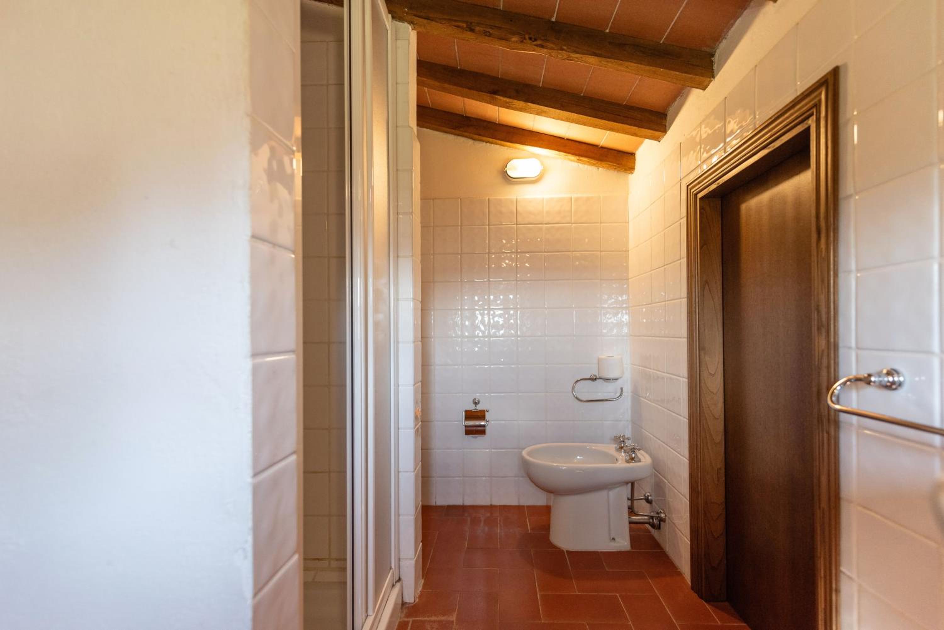 Capanna en Siena — bathroom