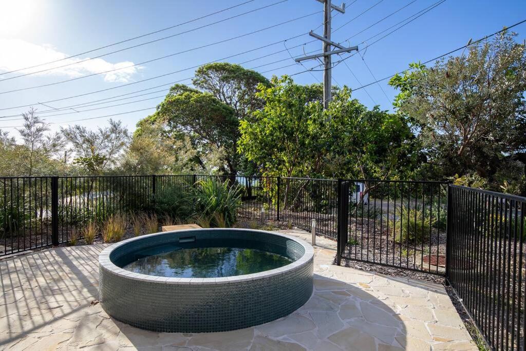 Float on Cylinder - Ocean Views - Plunge Pool