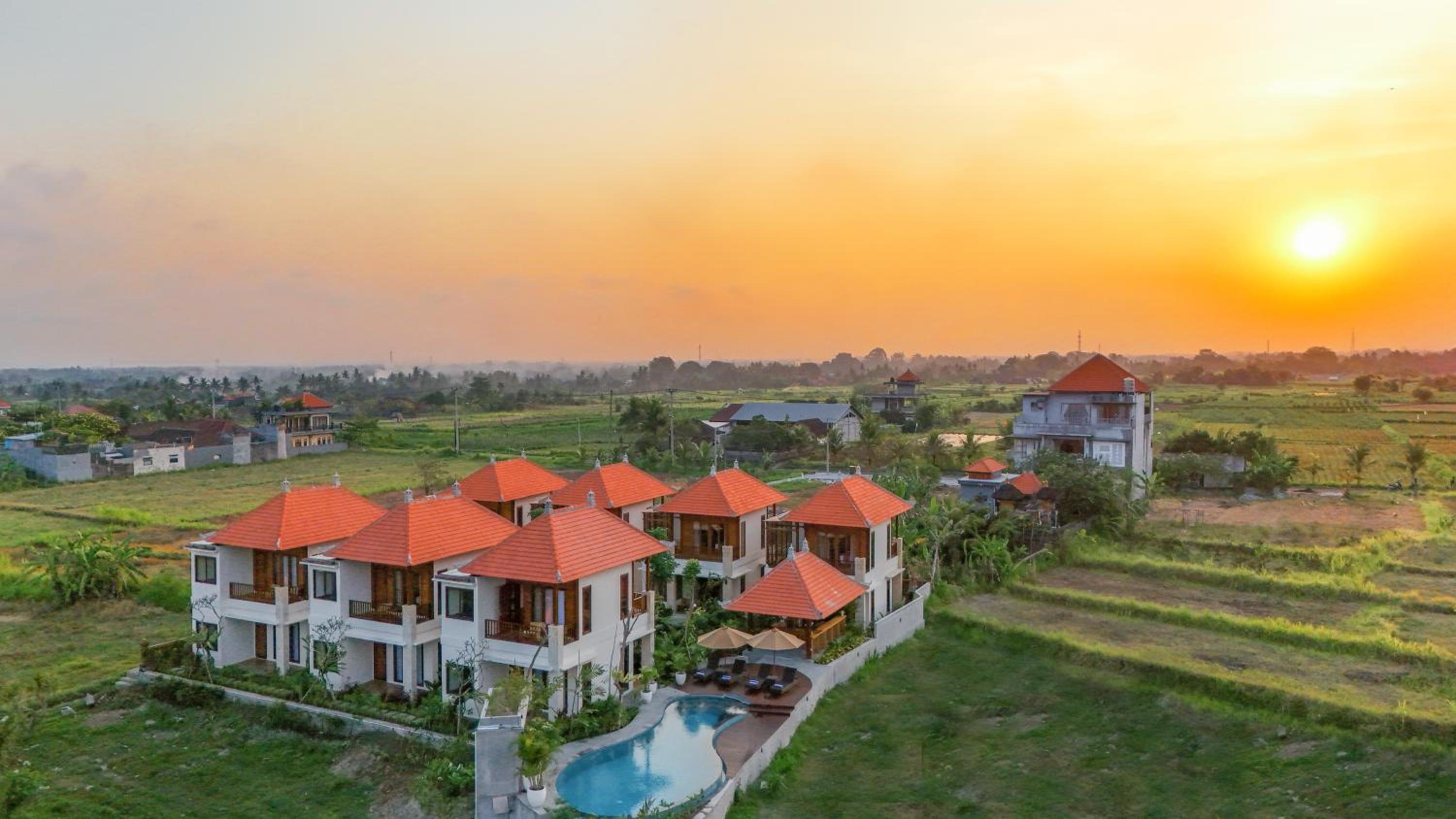 Hotel Odessa Village By Pramana Villas