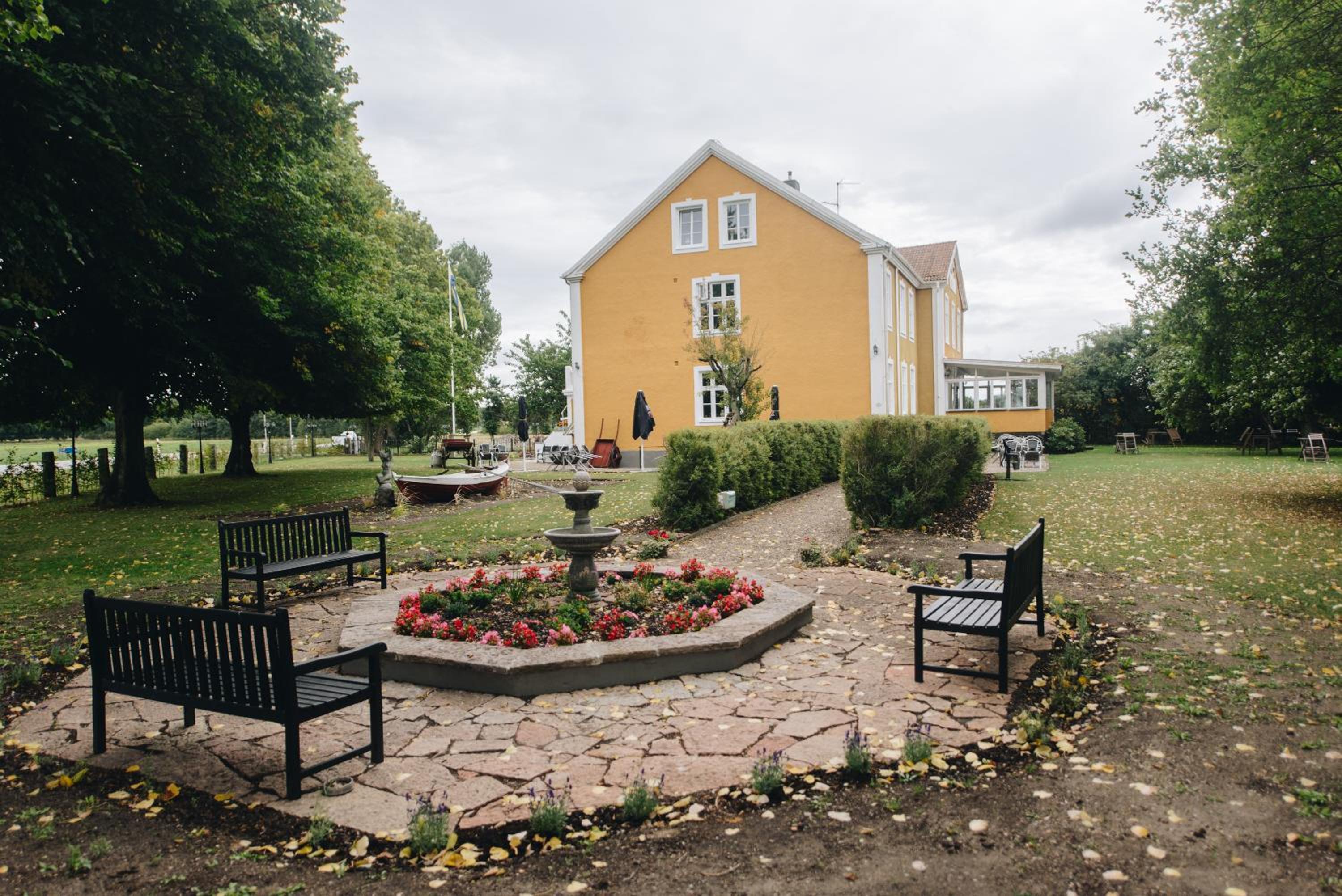 Mjällbyhus Pensionat & Stugby