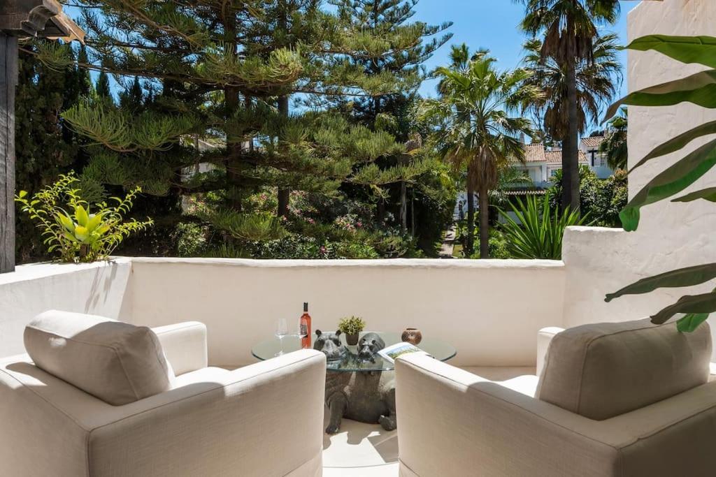 Exclusive 3-bedroom apartment in Puente Romano