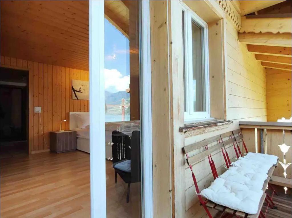 Swiss Apartment Thunersee