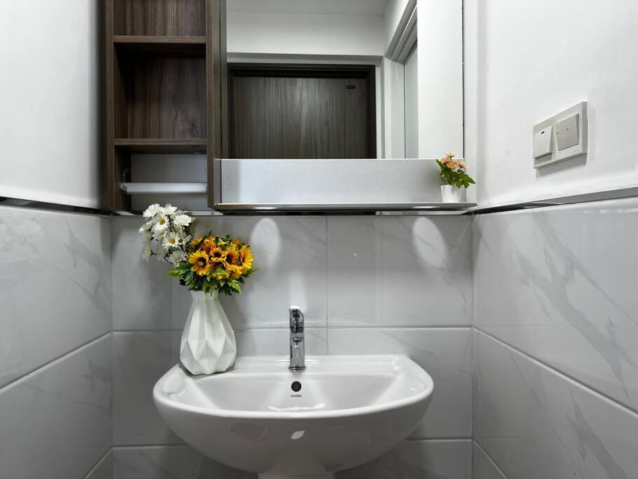 Central Park, Tampoi by Antlerzone