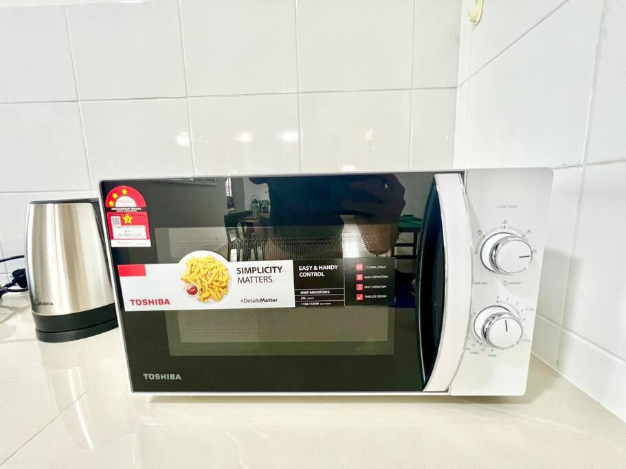 snooze 1-12Pax Cozy Home Setia Alam SCCC TV&WiFi Pool photo 6