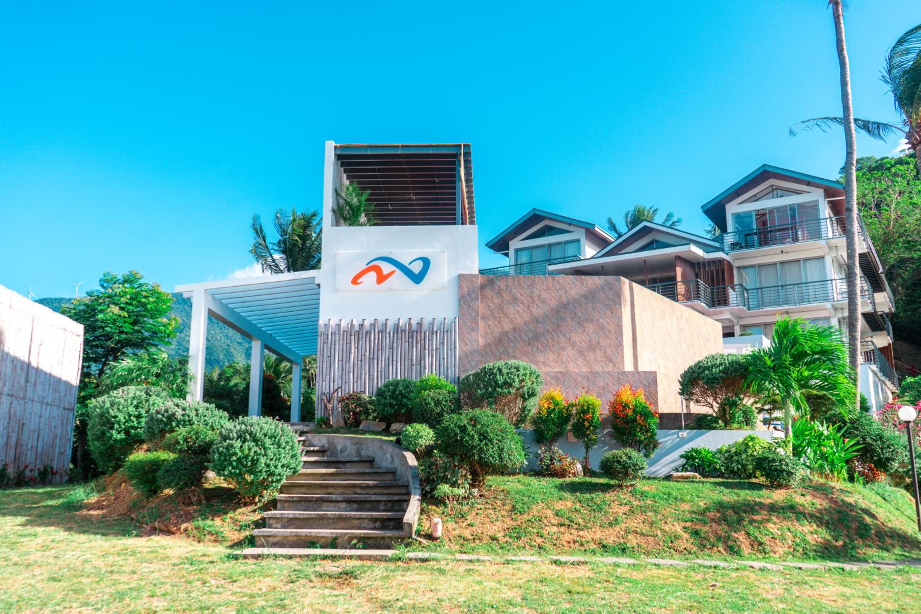 Hotel AV Suites - Image 1