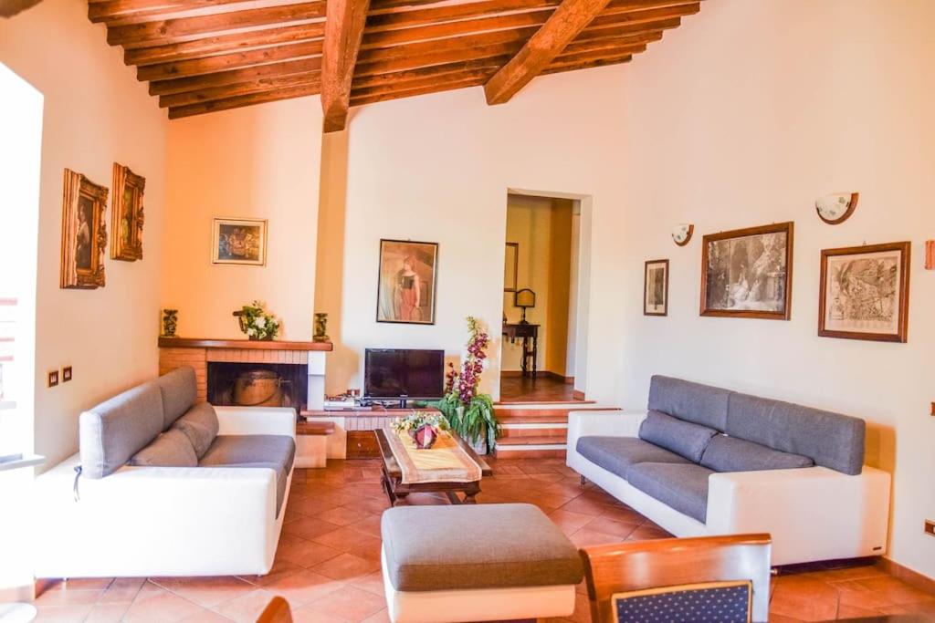 Photo 70