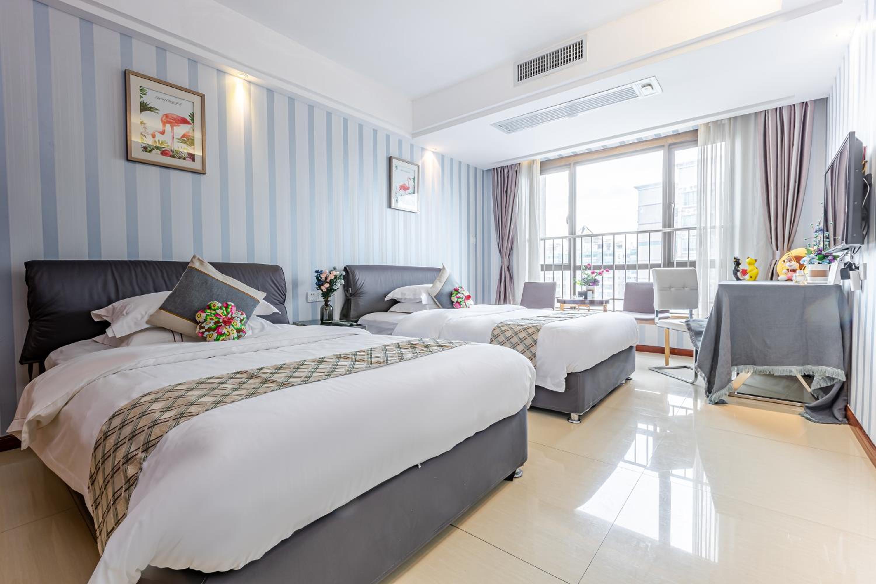 Waifiden Apartment Minjian Jinrong Building-Free Shuttle Bus to Canton Fair