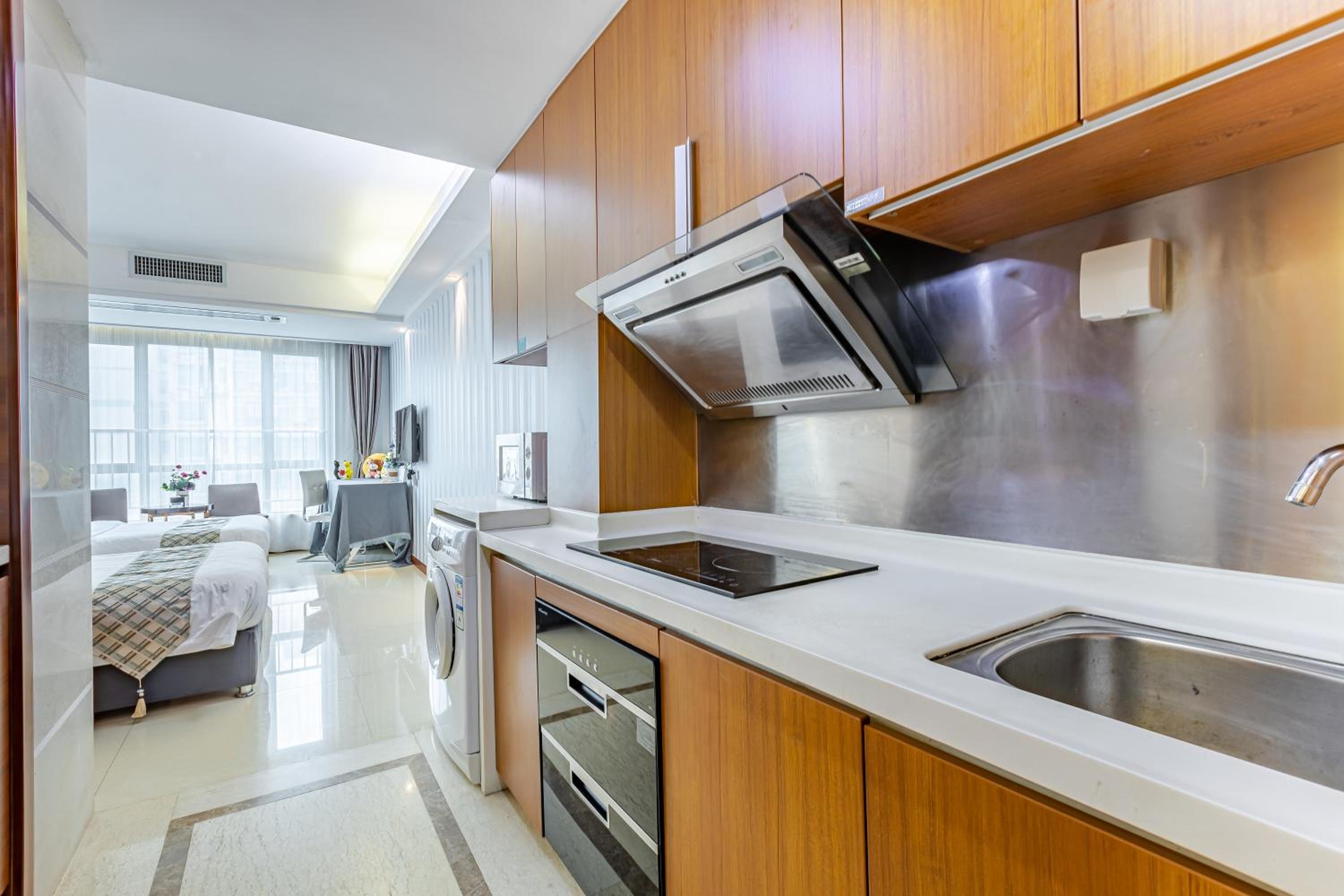 Waifiden Apartment Minjian Jinrong Building-Free Shuttle Bus to Canton Fair