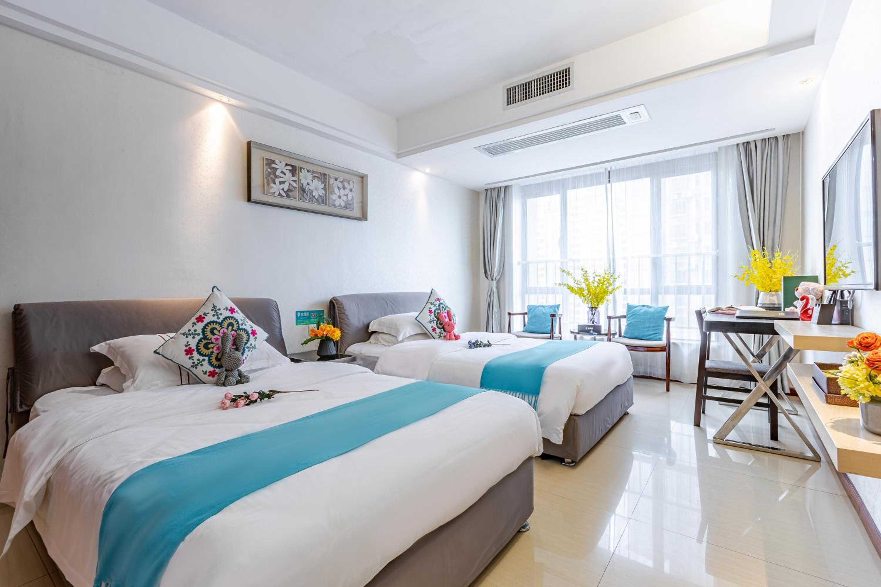 Waifiden Apartment Minjian Jinrong Building-Free Shuttle Bus to Canton Fair