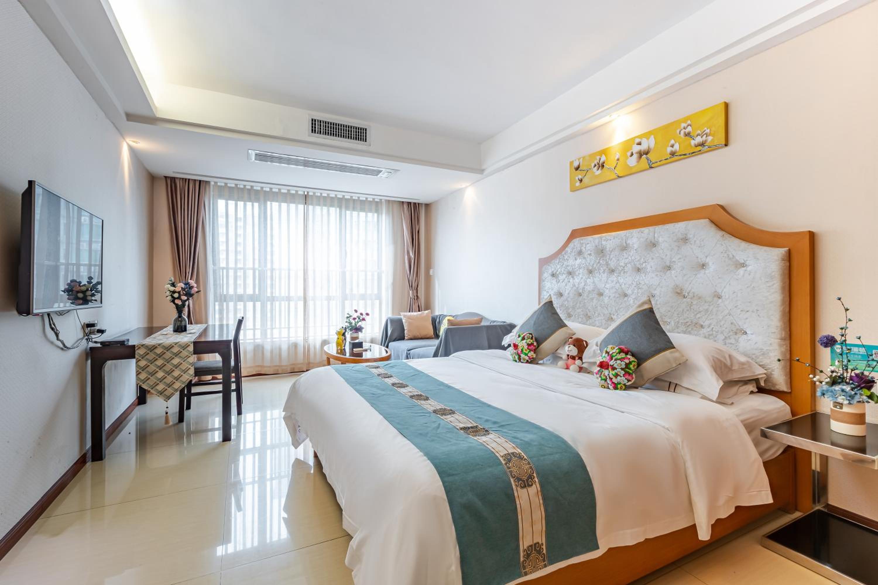 Waifiden Apartment Minjian Jinrong Building-Free Shuttle Bus to Canton Fair