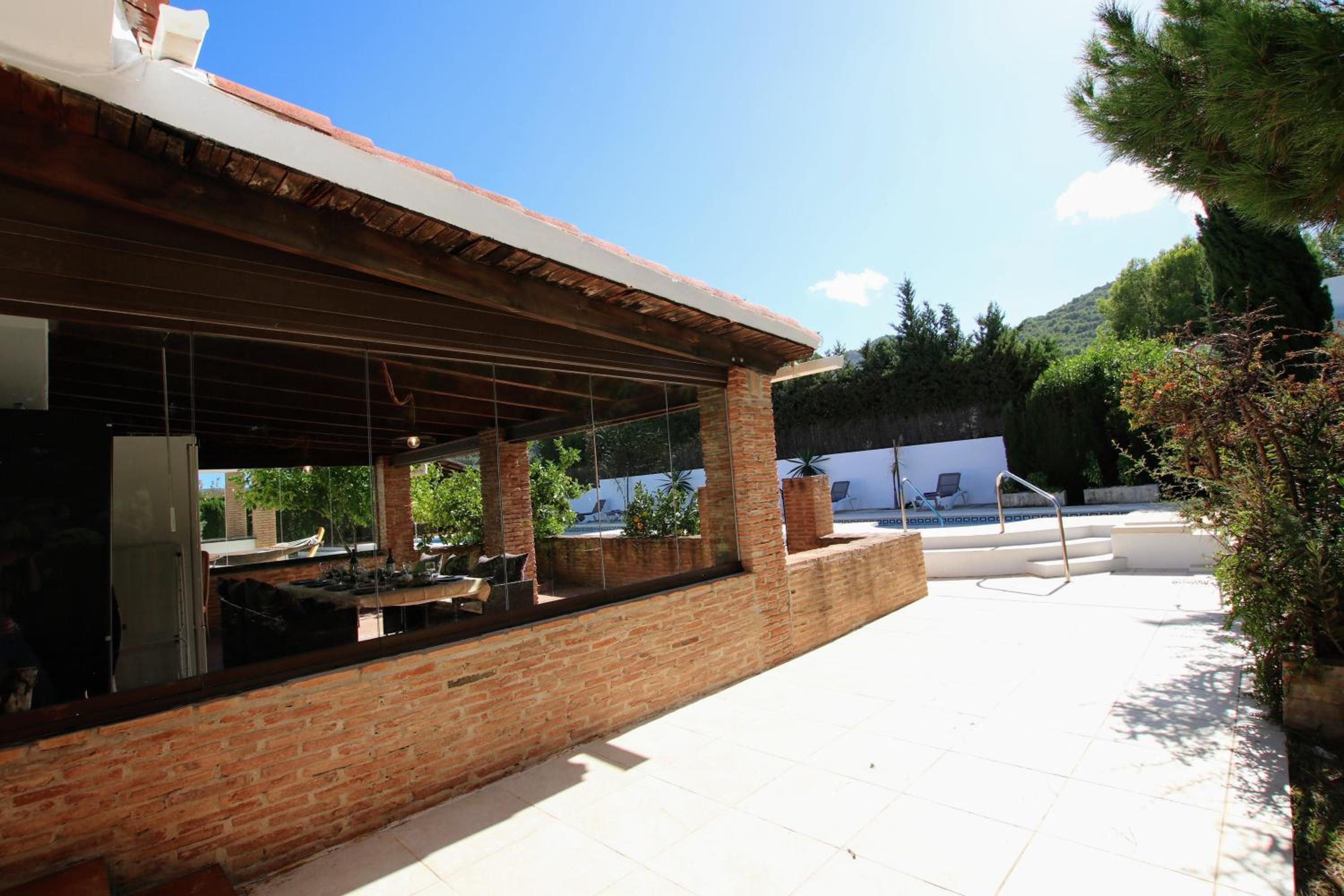 TESS Villa Andalucia