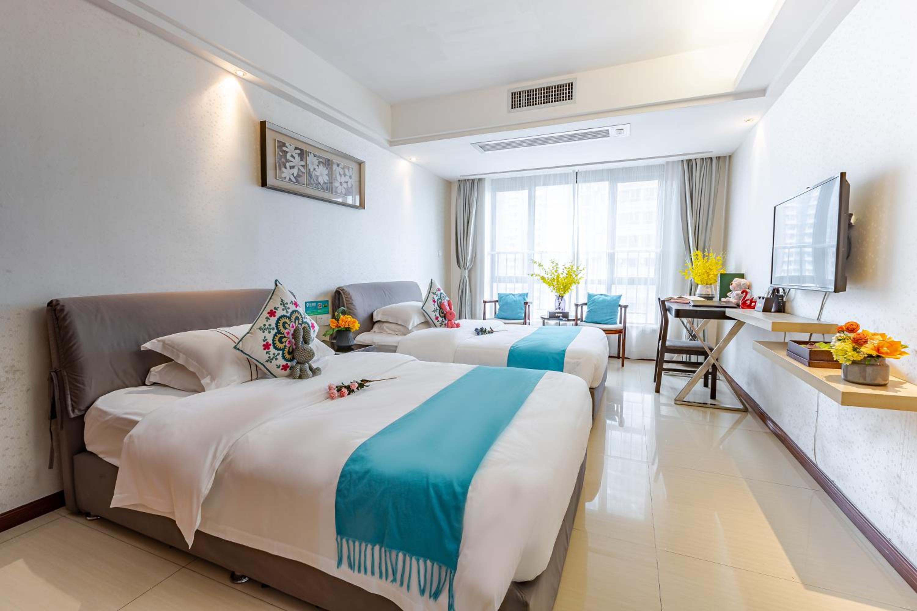 Waifiden Apartment Minjian Jinrong Building-Free Shuttle Bus to Canton Fair