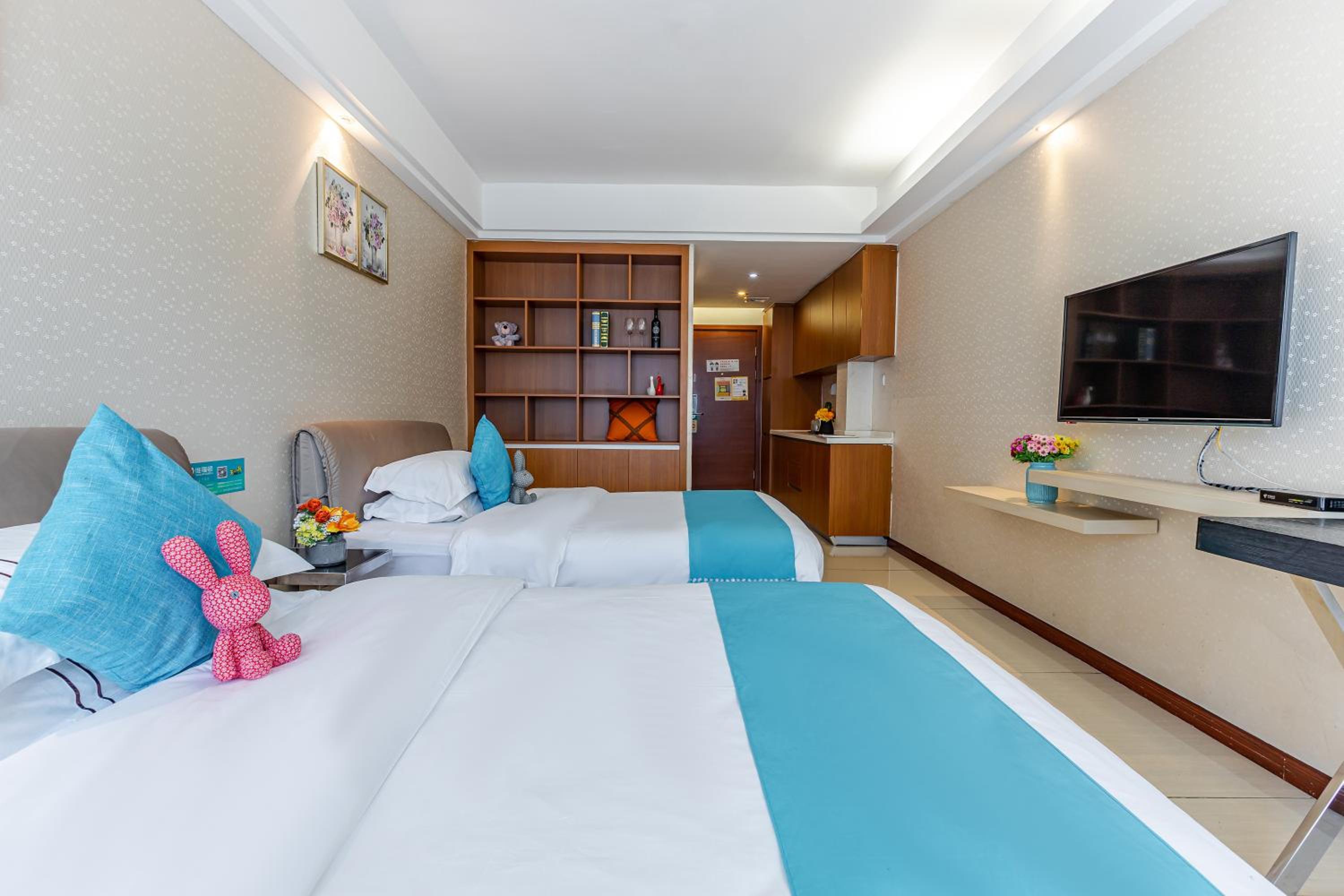 Waifiden Apartment Minjian Jinrong Building-Free Shuttle Bus to Canton Fair