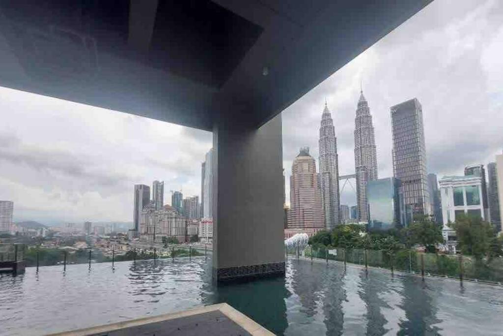 Legasi at Kampong Bahru with full KL view, 10min walk train station & KLCC