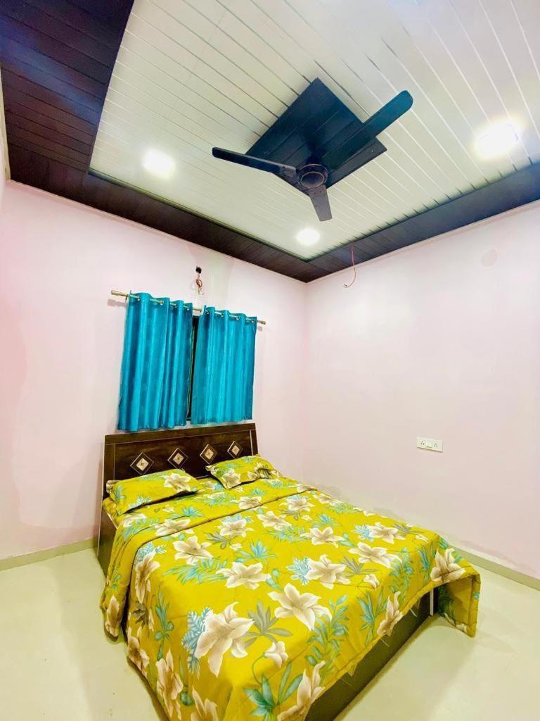 MINT VILLA