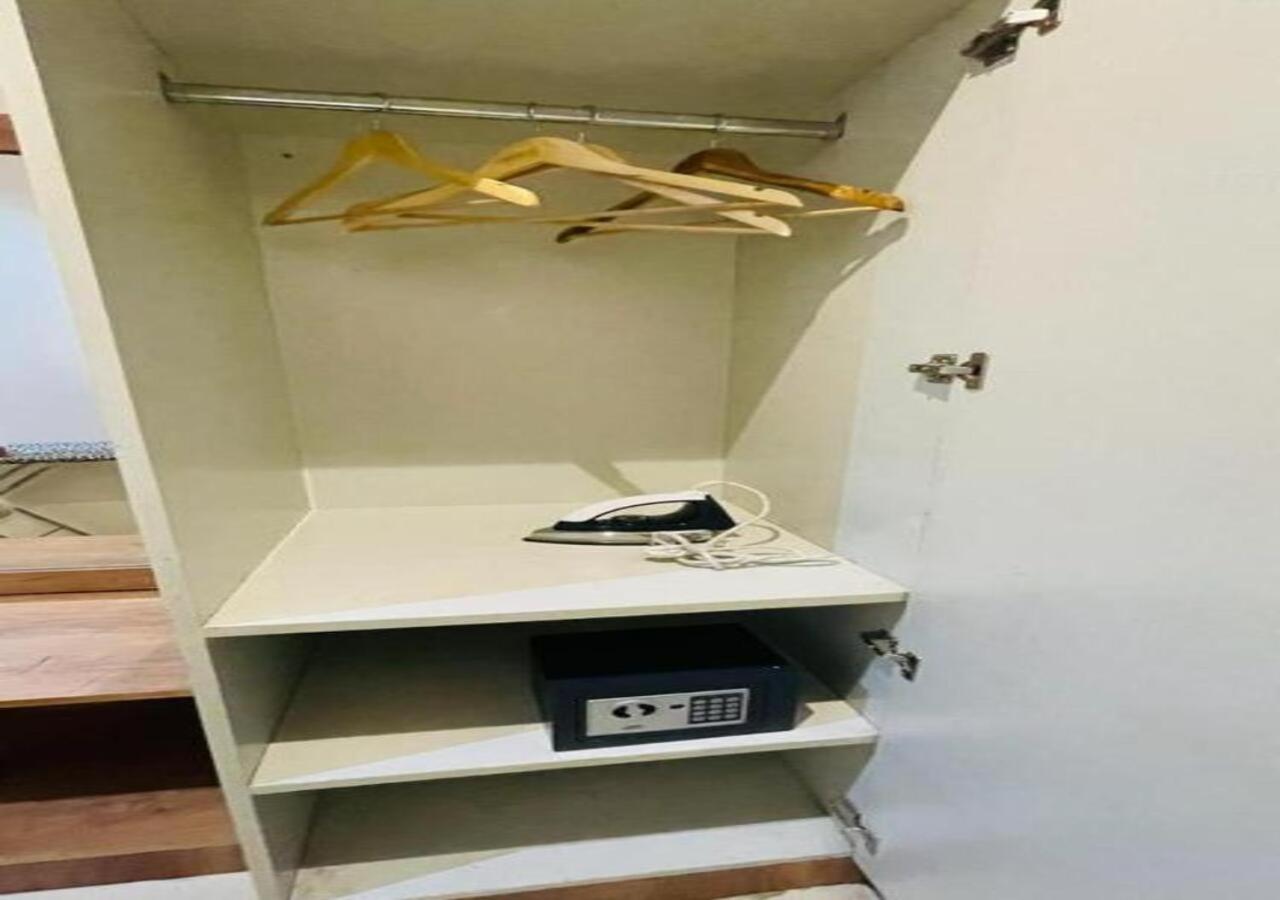 Mallenzo suites