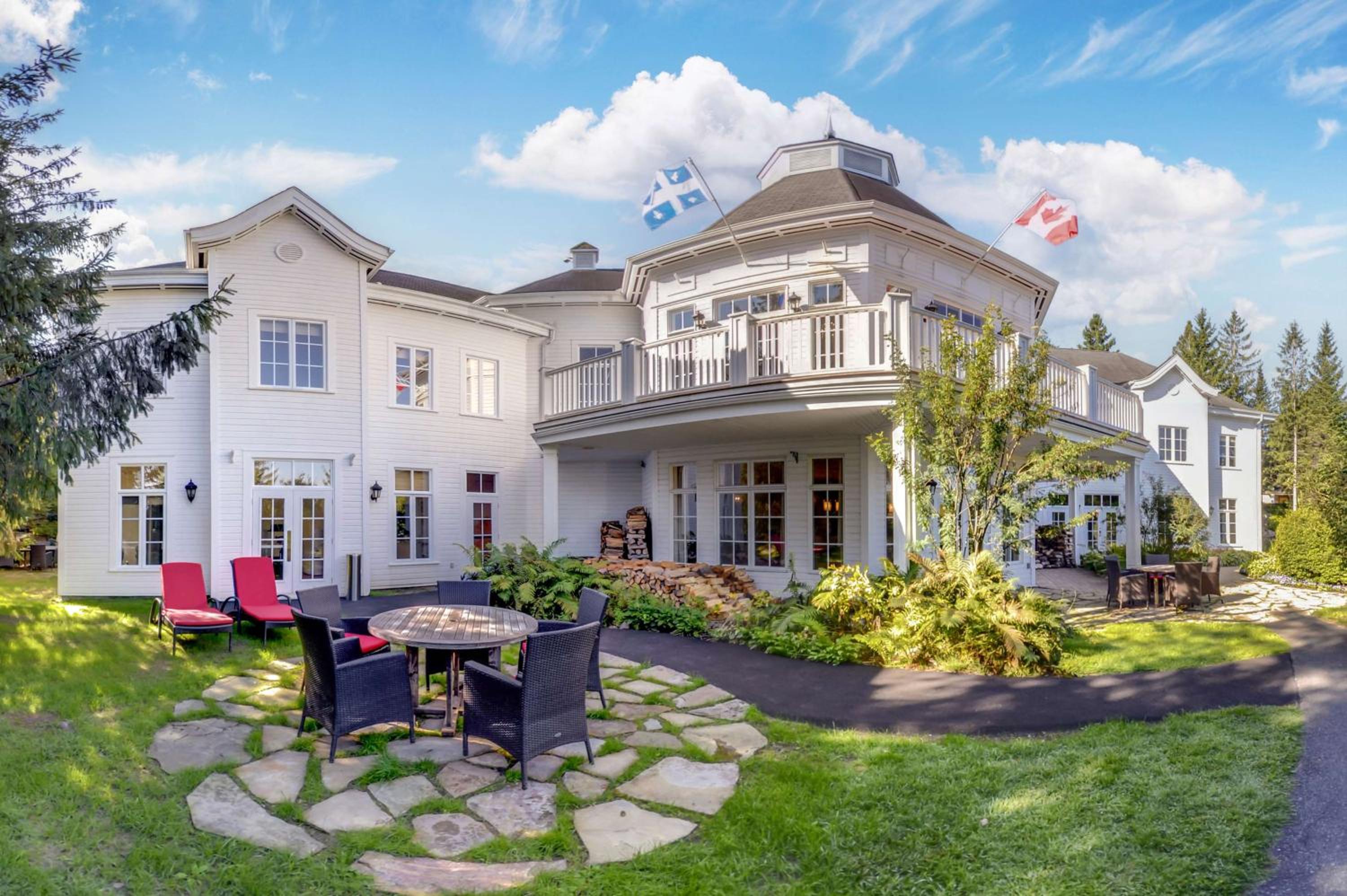 Hilton Grand Vacations Club Tremblant Canada - Image 4