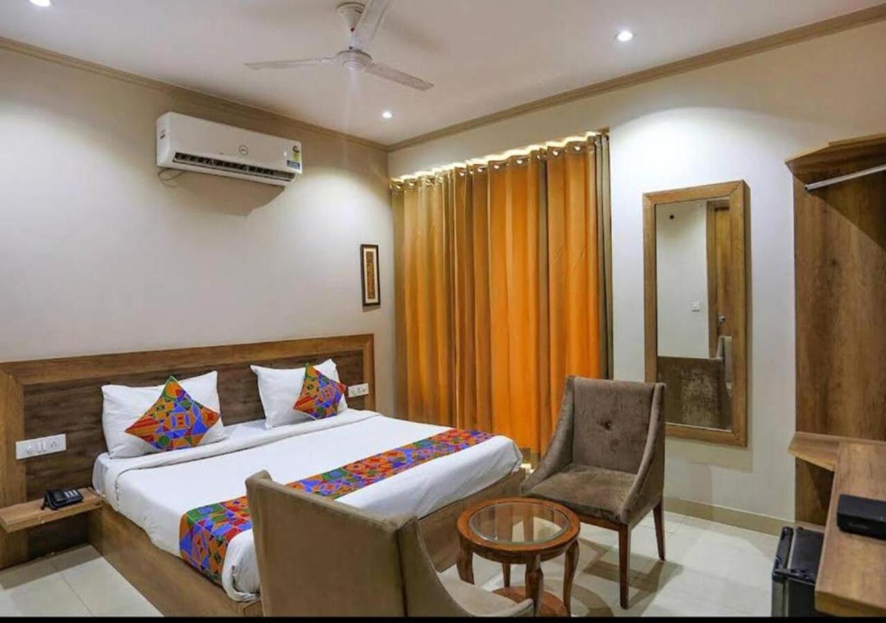 Mallenzo suites