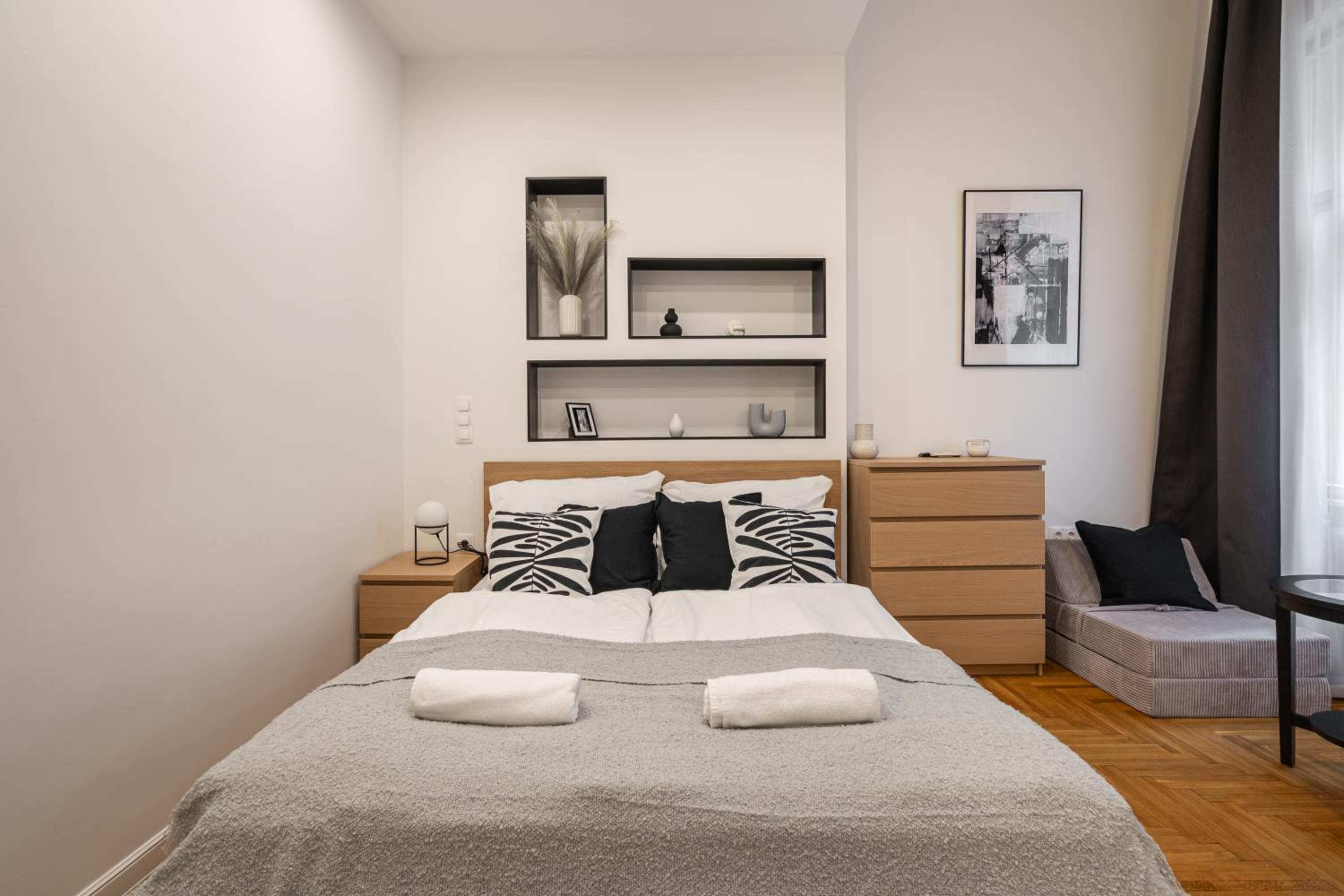 S6- Boutique Suites, Best Location by BQA view 2