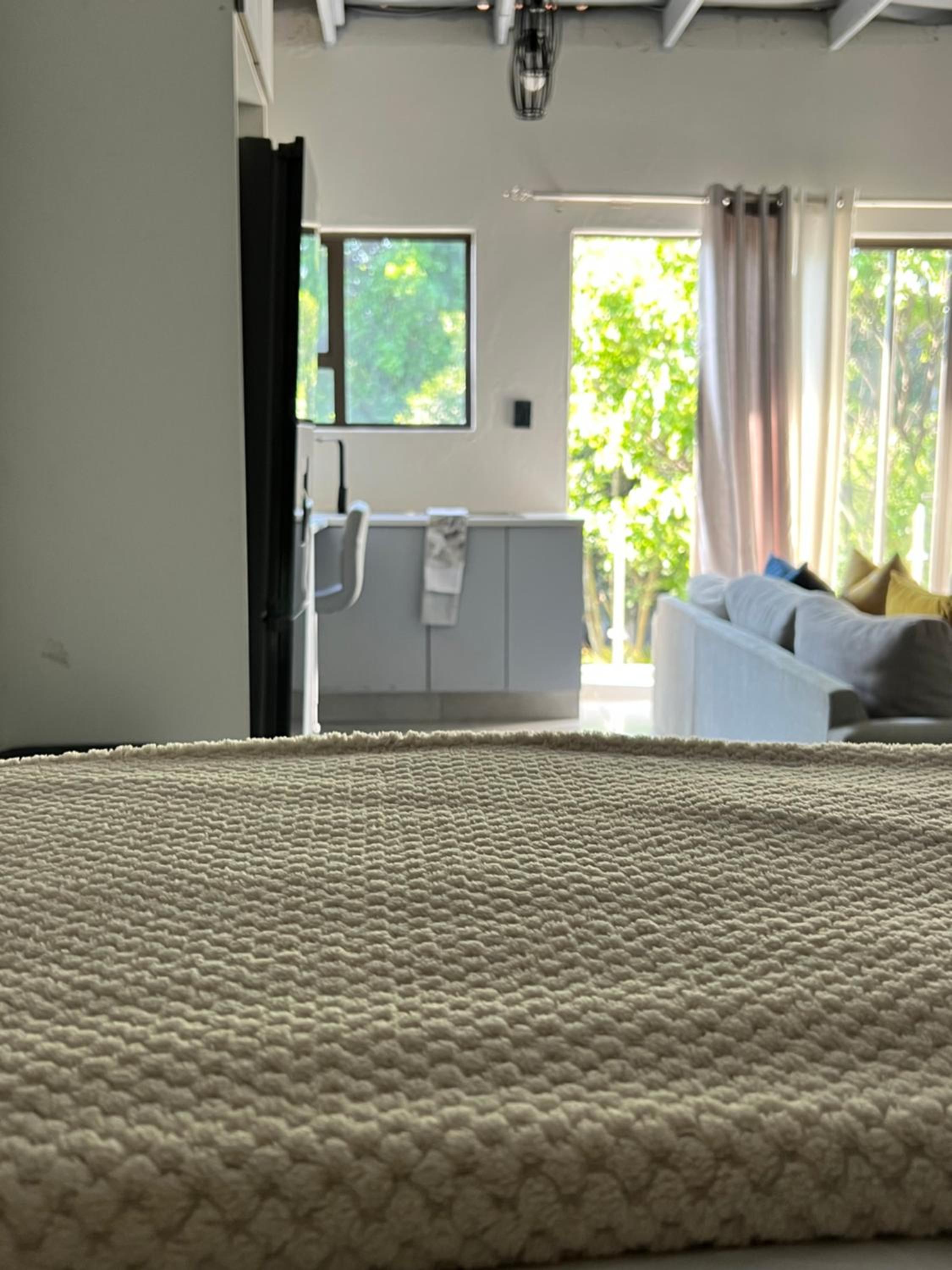 Cosy Nest 5 min to Sandton City 16