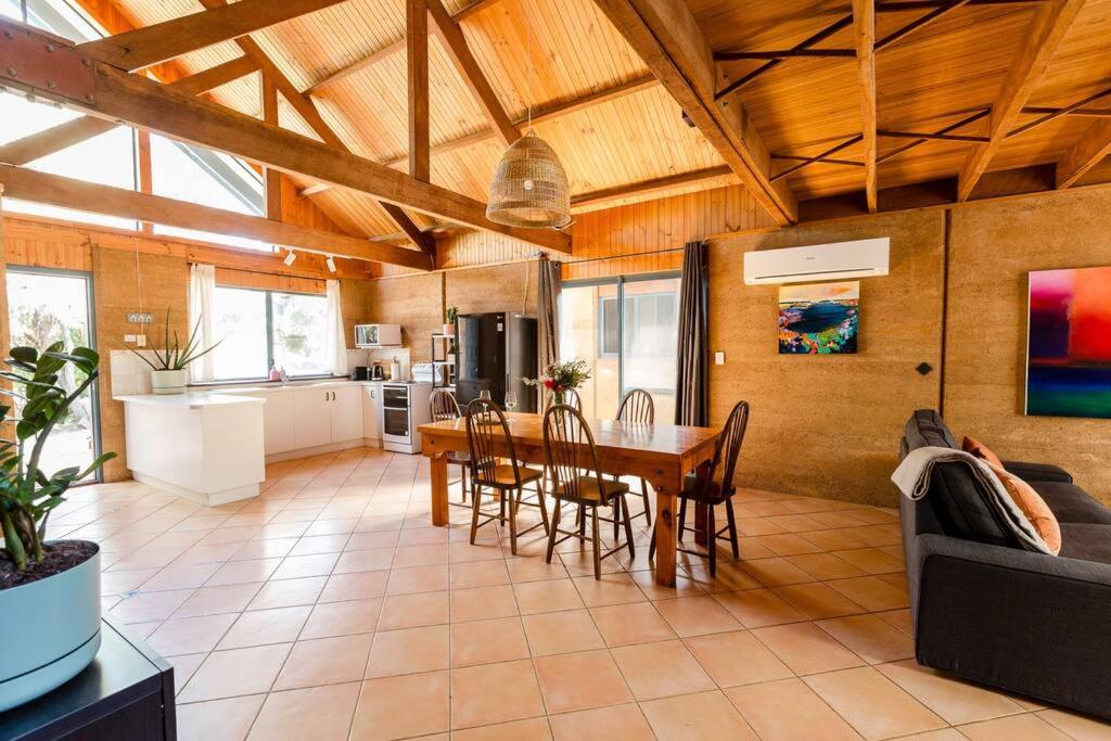 Beachy Sleeps! Eco Friendly Family Retreat