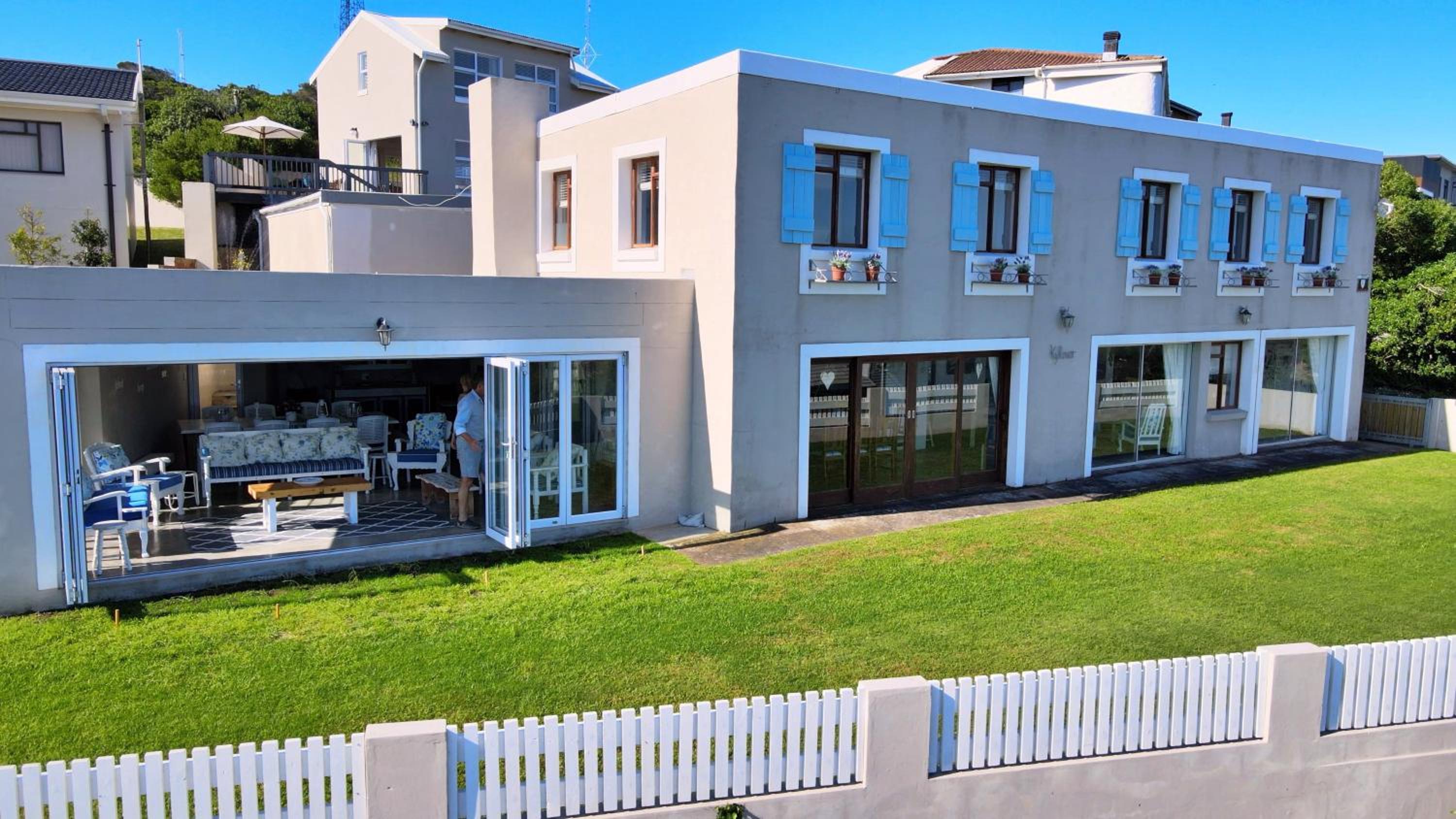 Kykmar 4 bedroom Beach House view 5