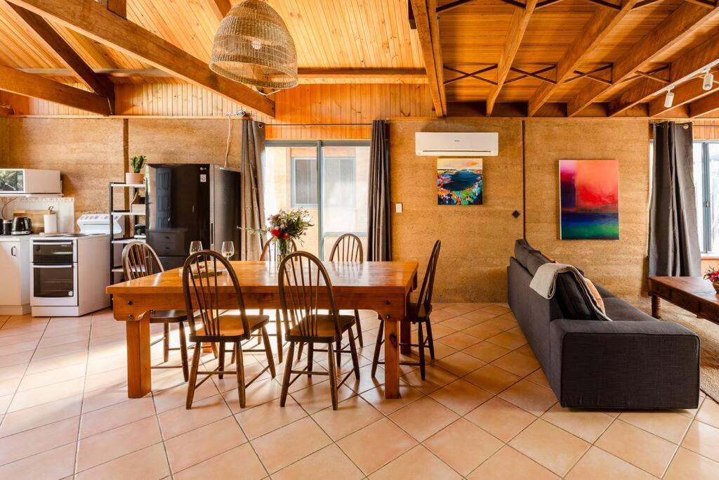 Beachy Sleeps! Eco Friendly Family Retreat