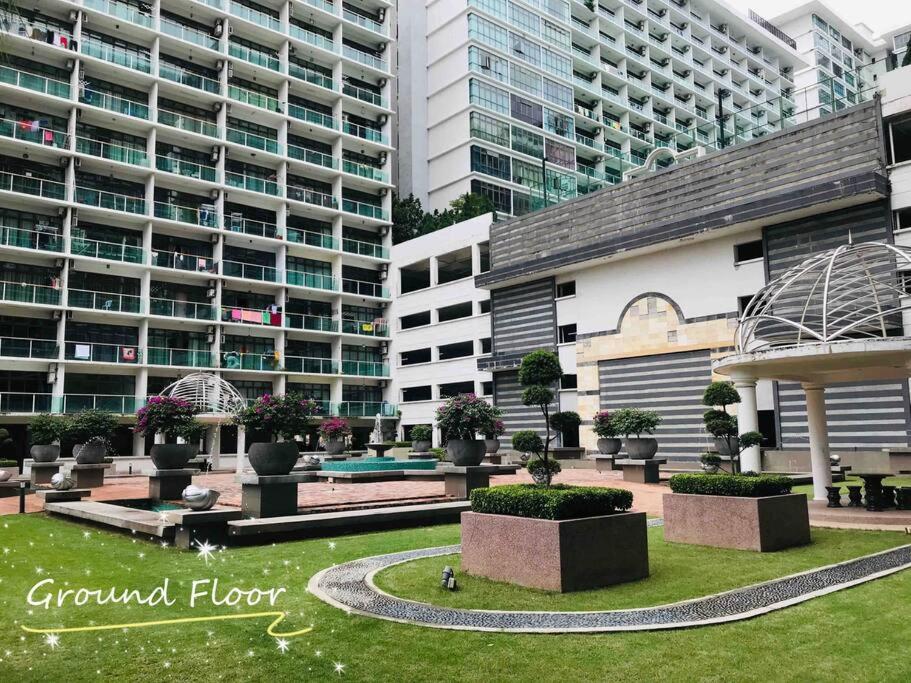 Mount Austin Palazio High Floor studio 2-4pax with TV box 5mins AEON C217
