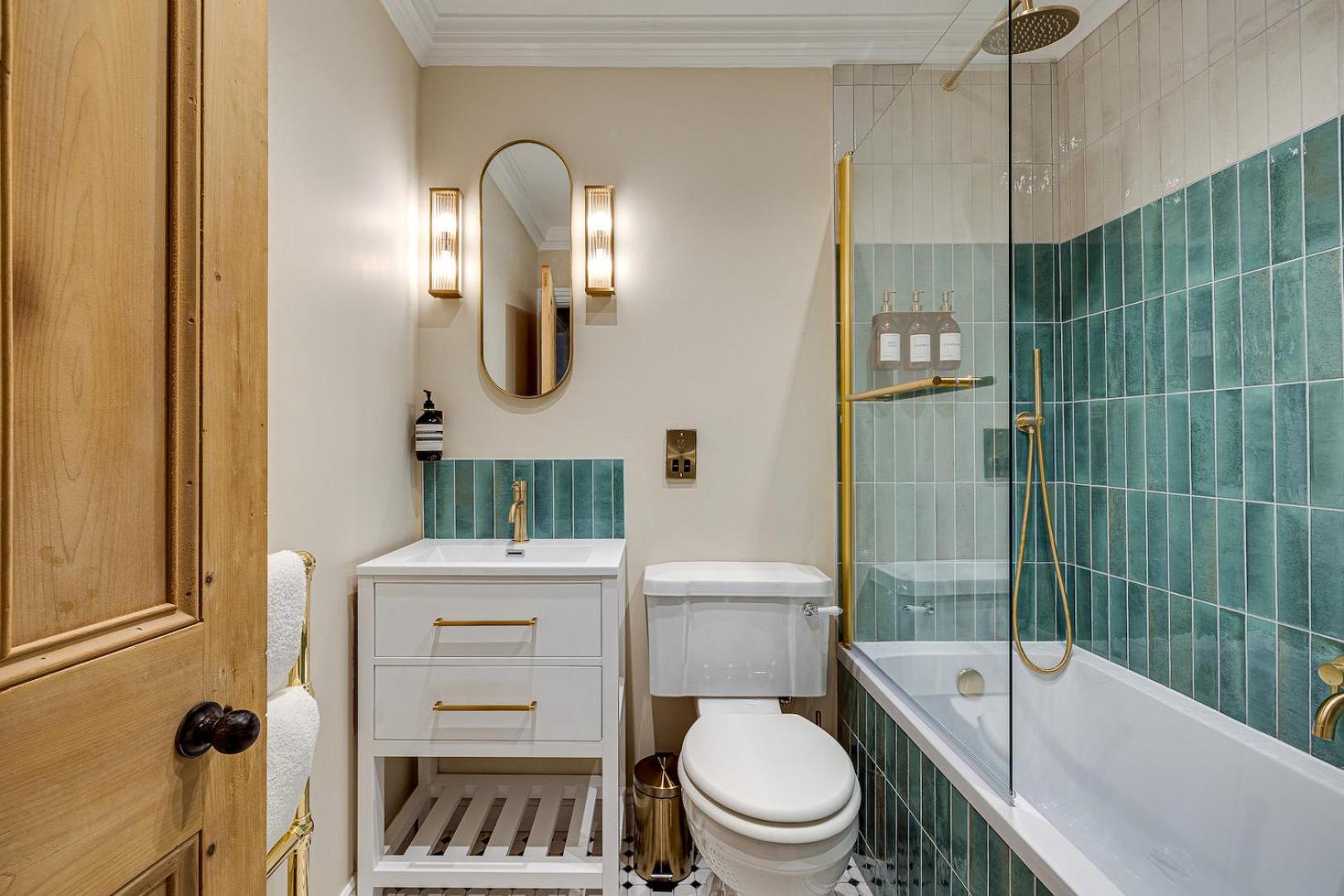 Photo 56