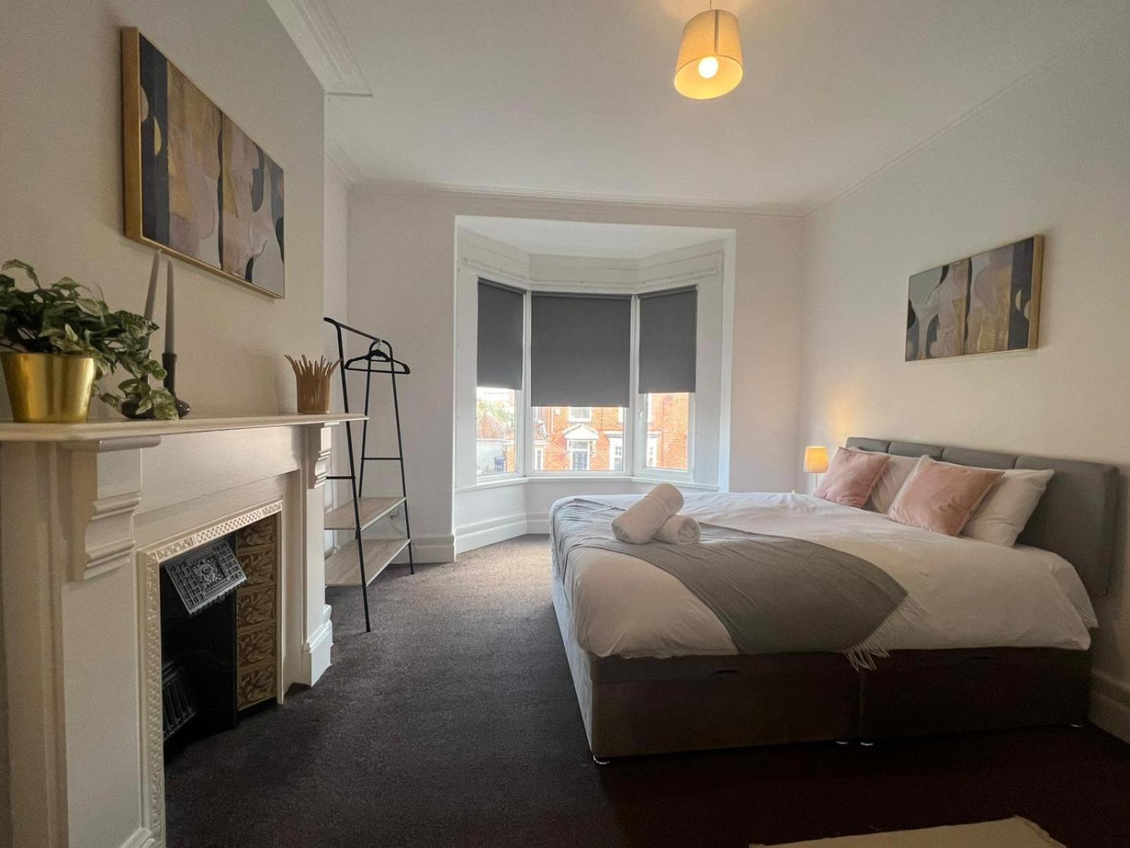 South Shields Vacations - Alexander Apartments West Harton - Property Image 3