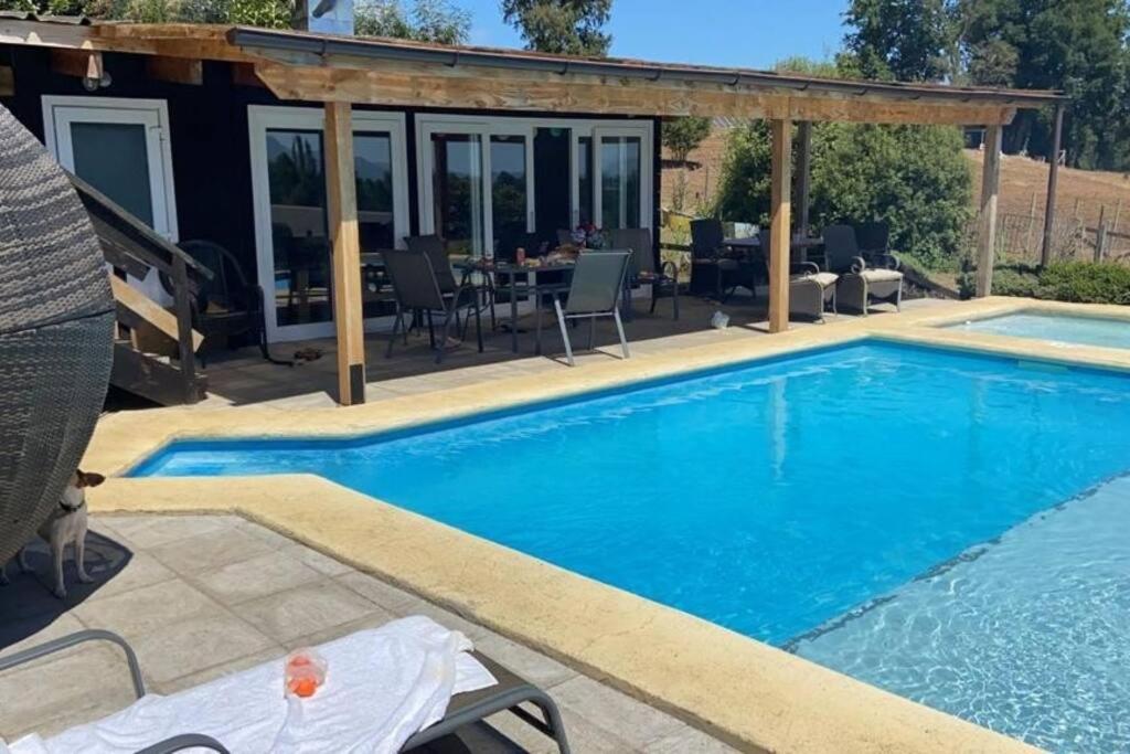 Preciosa casa, vistas y piscina privada