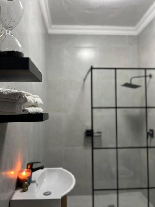 Cosy apt 5min to Sandton City 8