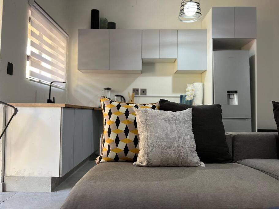 Cosy apt 5min to Sandton City 8