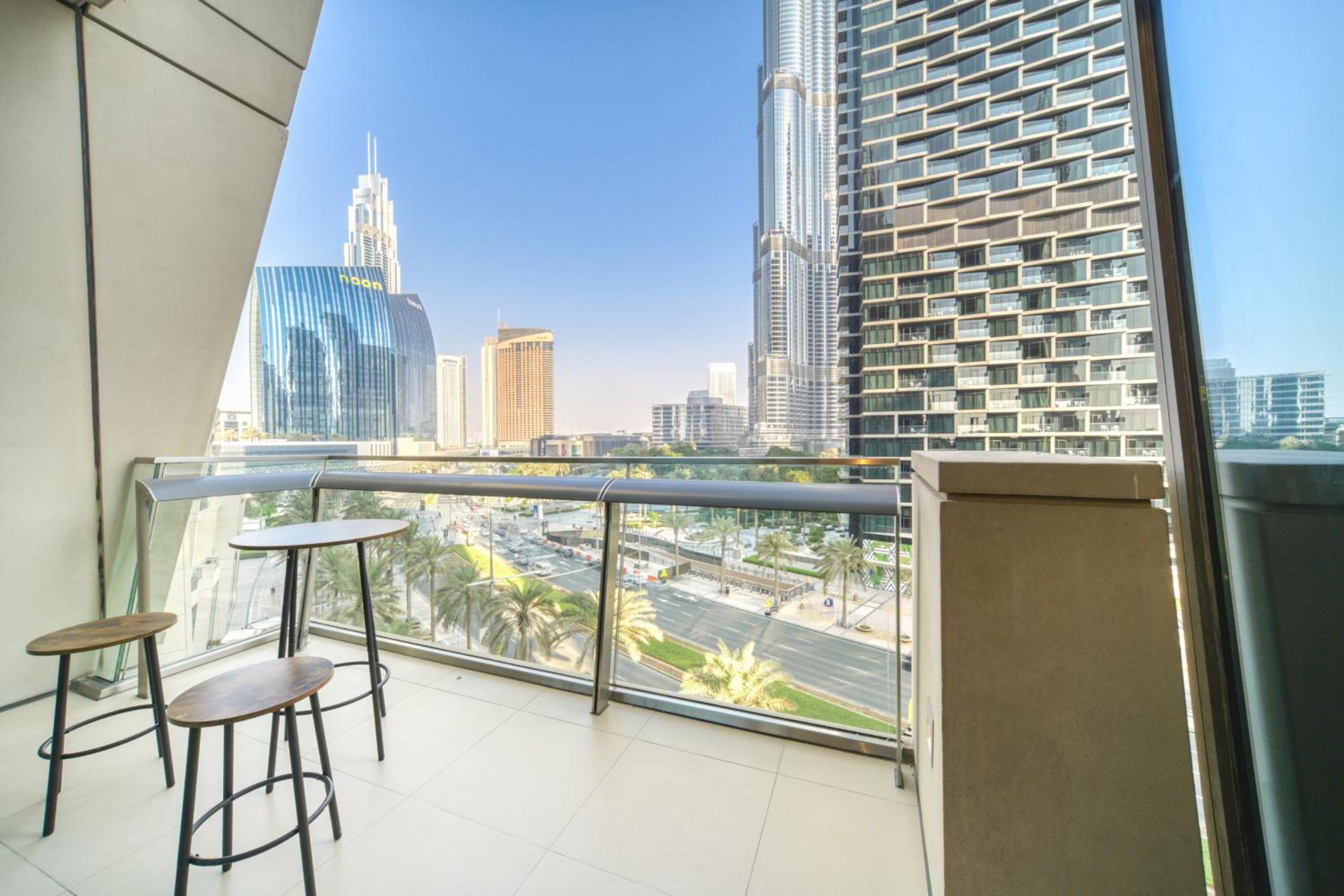 Burj Vista, Downtown Dubai - Burj Khalifa View - Mint Stay