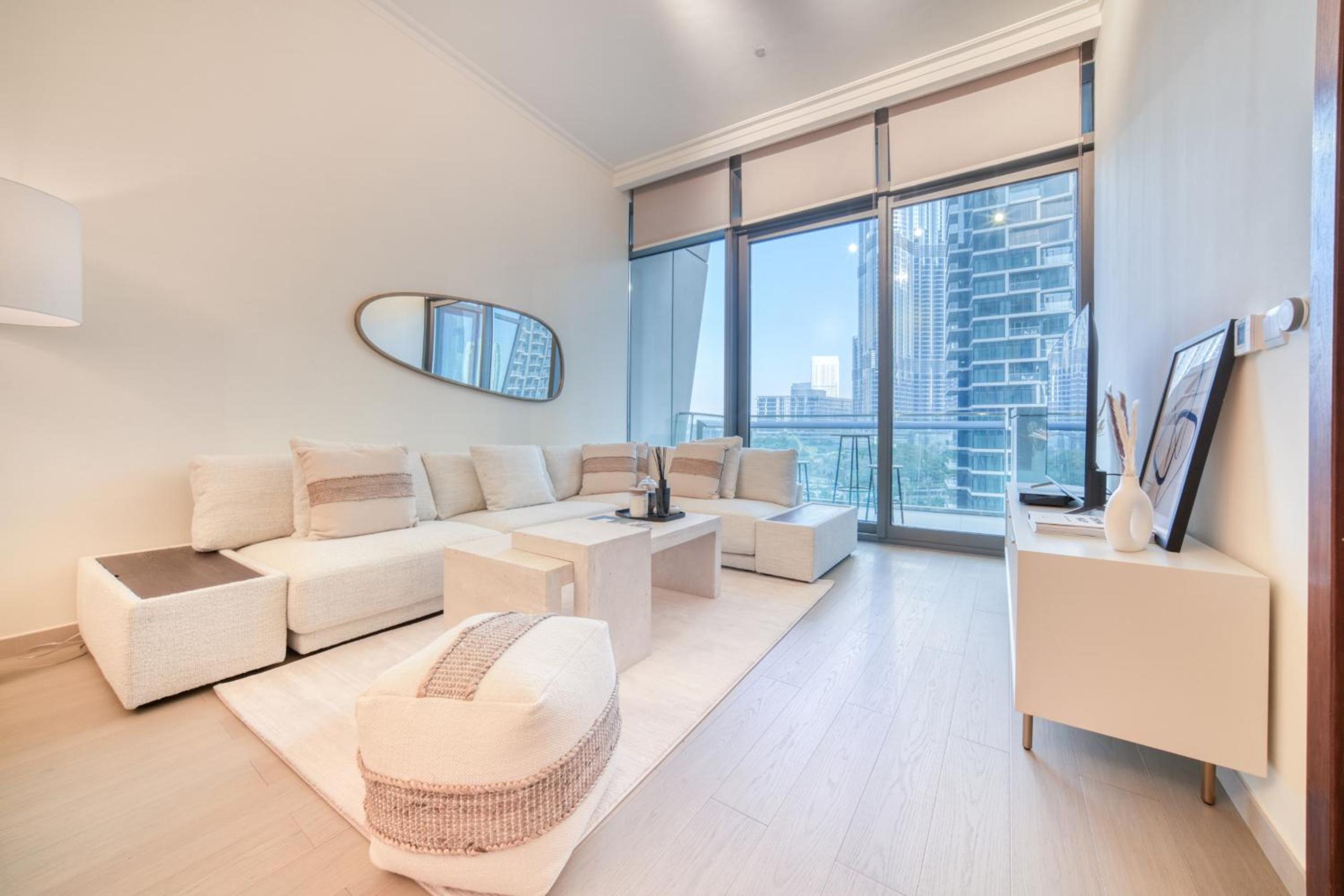 Burj Vista, Downtown Dubai - Burj Khalifa View - Mint Stay