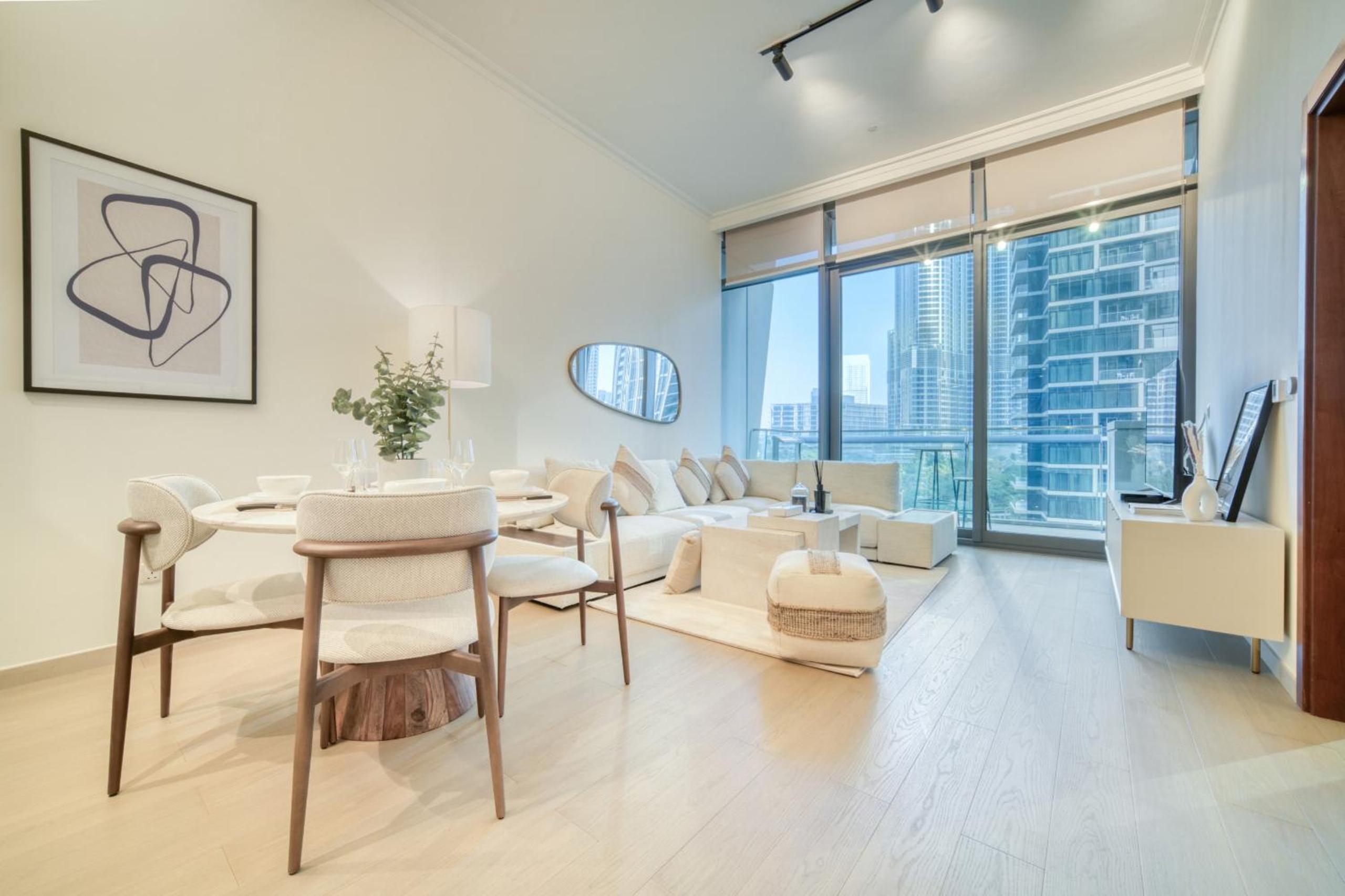 Burj Vista, Downtown Dubai - Burj Khalifa View - Mint Stay