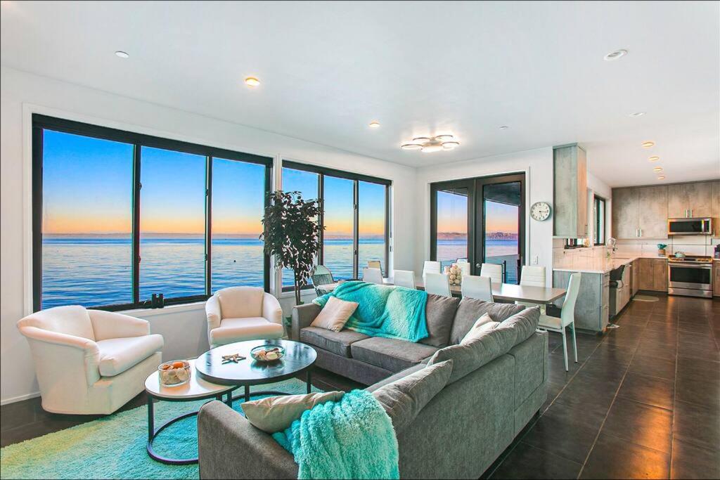 Rolling Bay Villa view 3