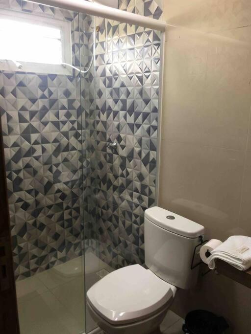 Sobrado inteiro com piscina - 2