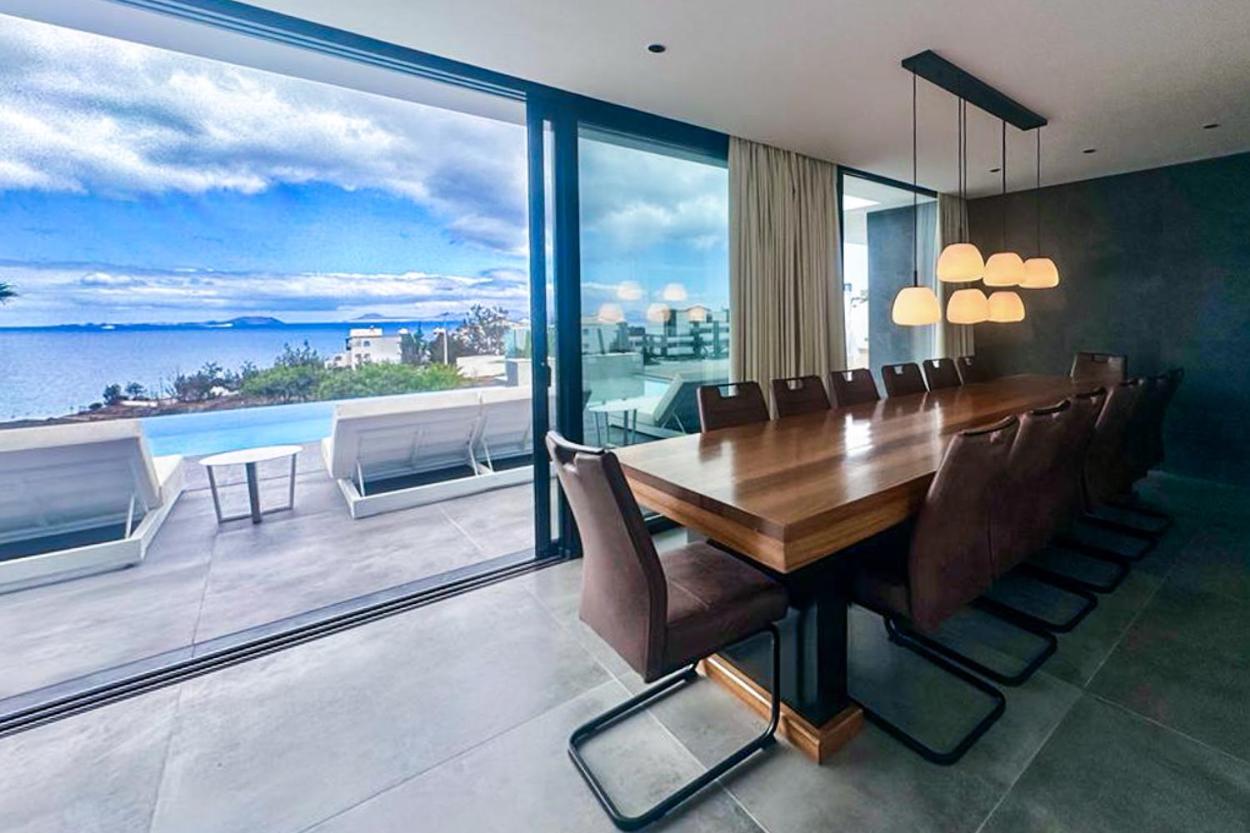 Villa Infinity