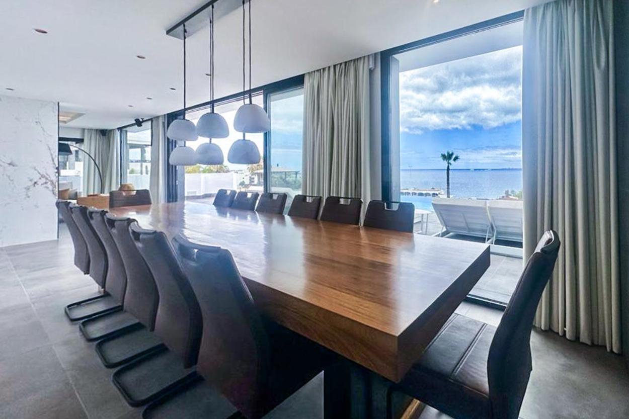 Villa Infinity